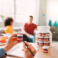 Nutella Friends Edition, 630 G (21 X 30 G) -Young Poets wine Geschäft 2225881000 prod 004